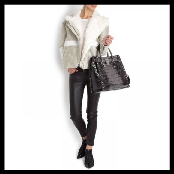 Michael Kors Large Hamilton
Studded Leather Tote - Picture 15 of 16